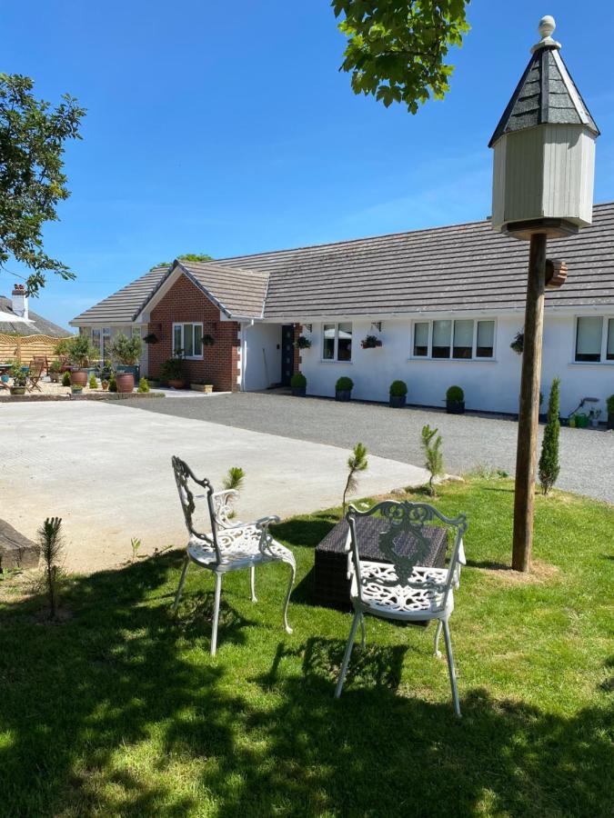 Toppesfield House B&B Б'юд Екстер'єр фото